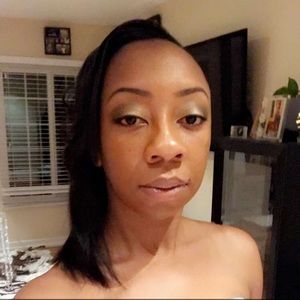 Meet your Posher, Tiffany